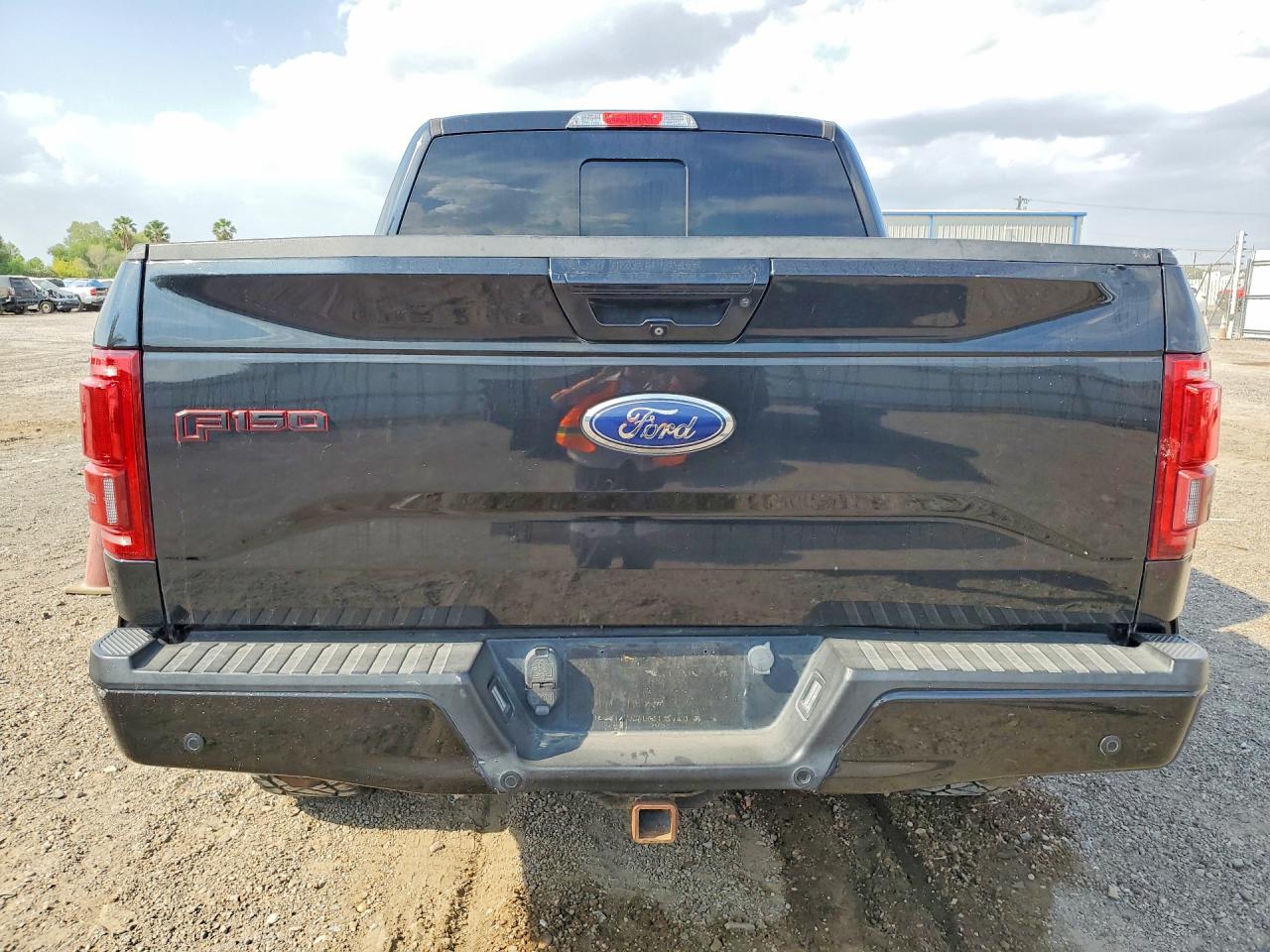 2015 FORD F150 SUPERCREW photo 11