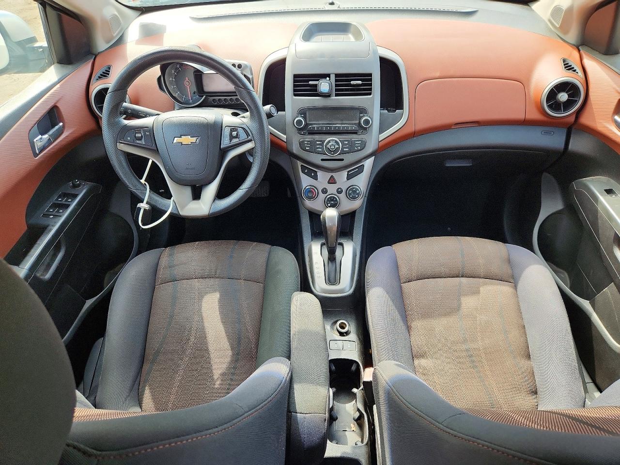 2012 CHEVROLET SONIC LT photo 8