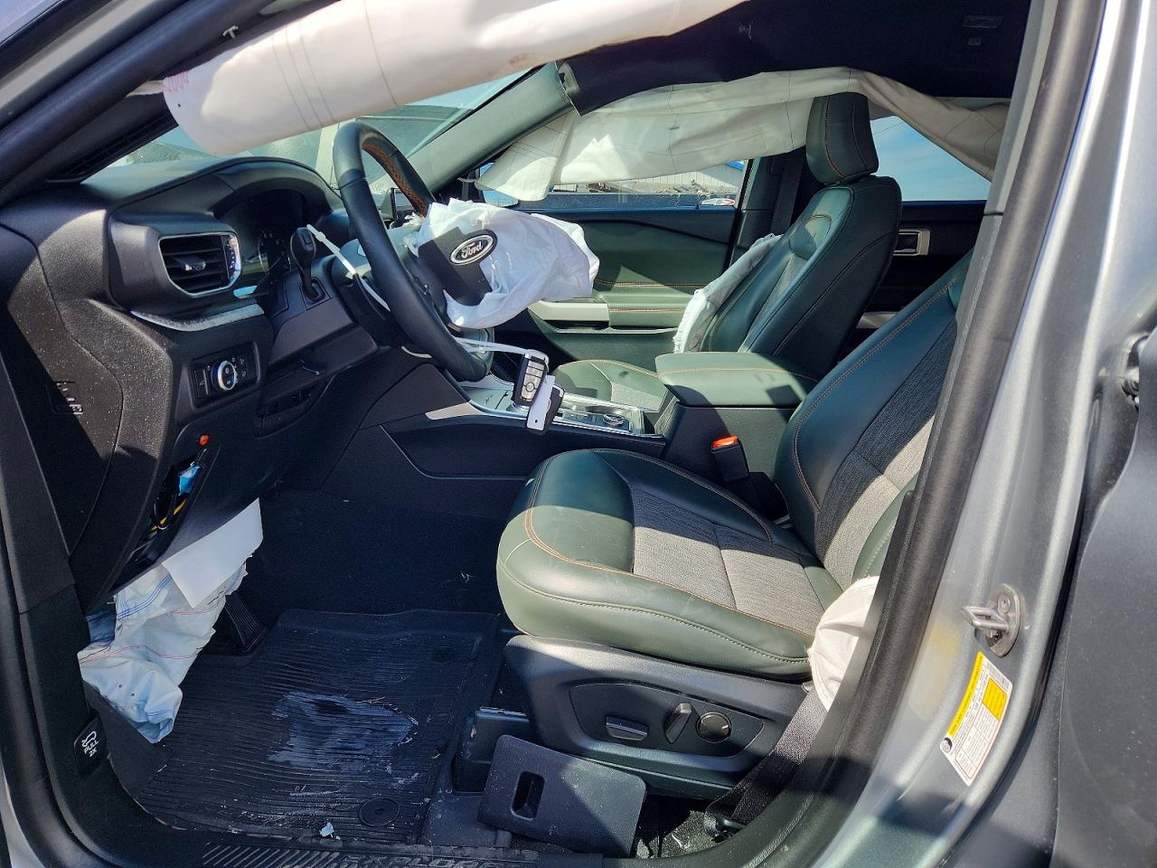 2024 FORD EXPLORER TIMBERLINE photo 13