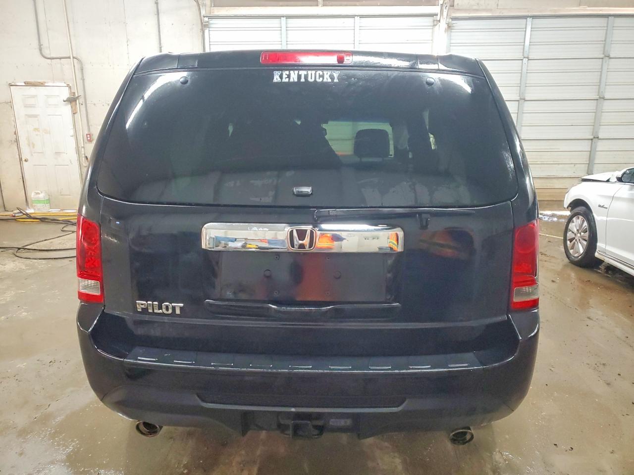 2013 HONDA PILOT EXL photo 11