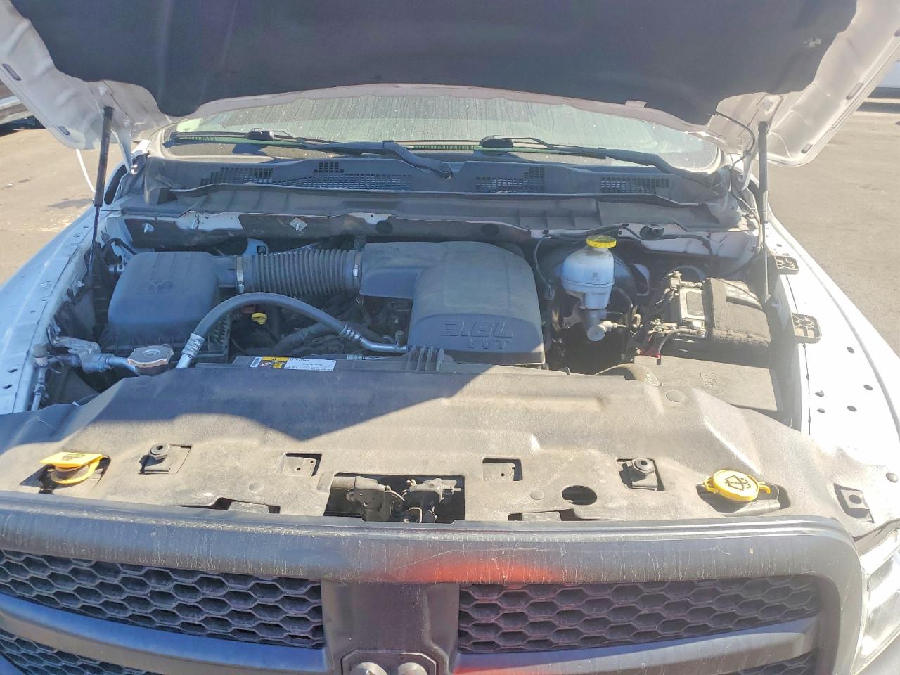 2022 RAM 1500 CLASSIC photo 31