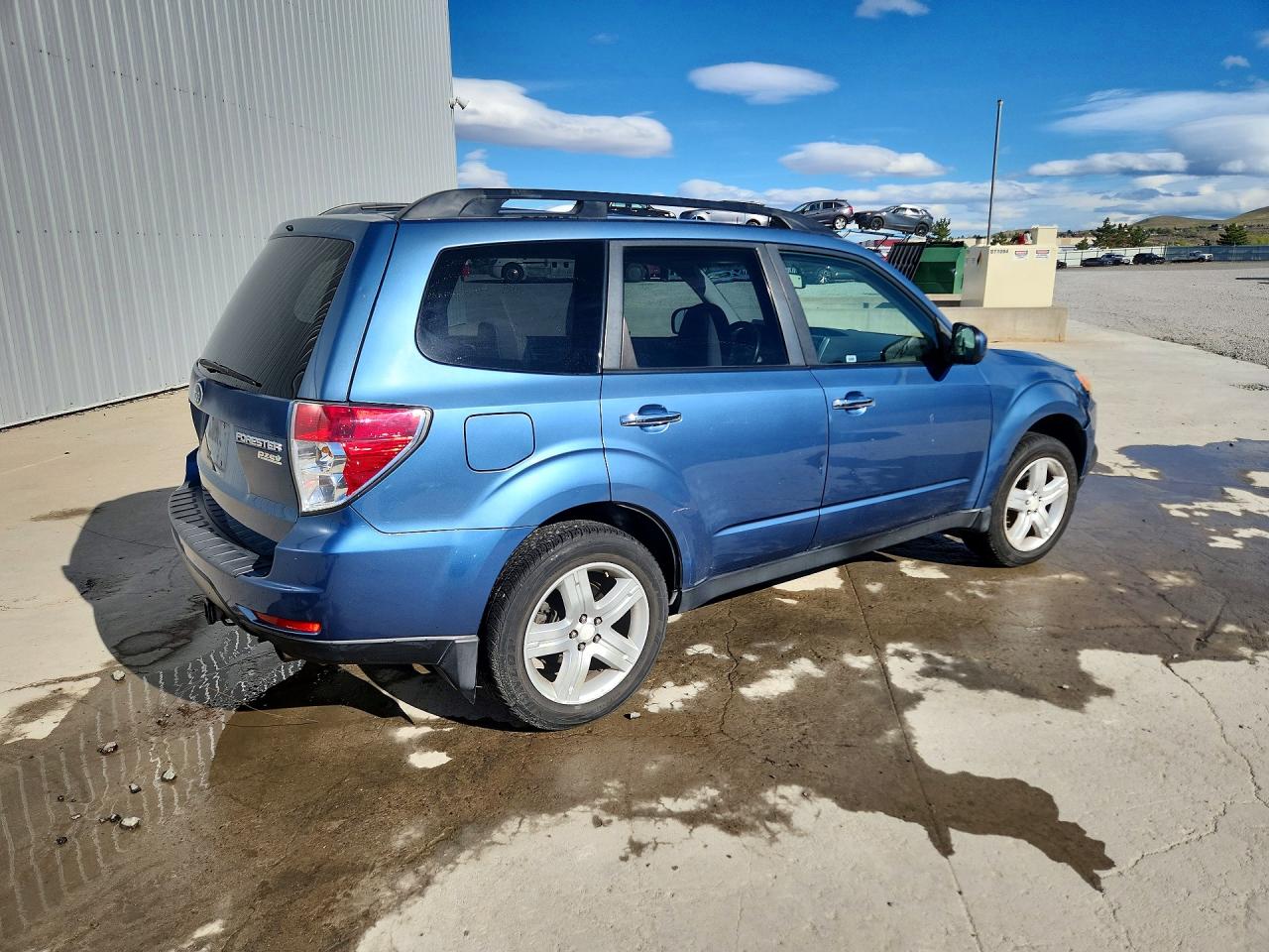2010 SUBARU FORESTER 2.5X PREMIUM photo 3