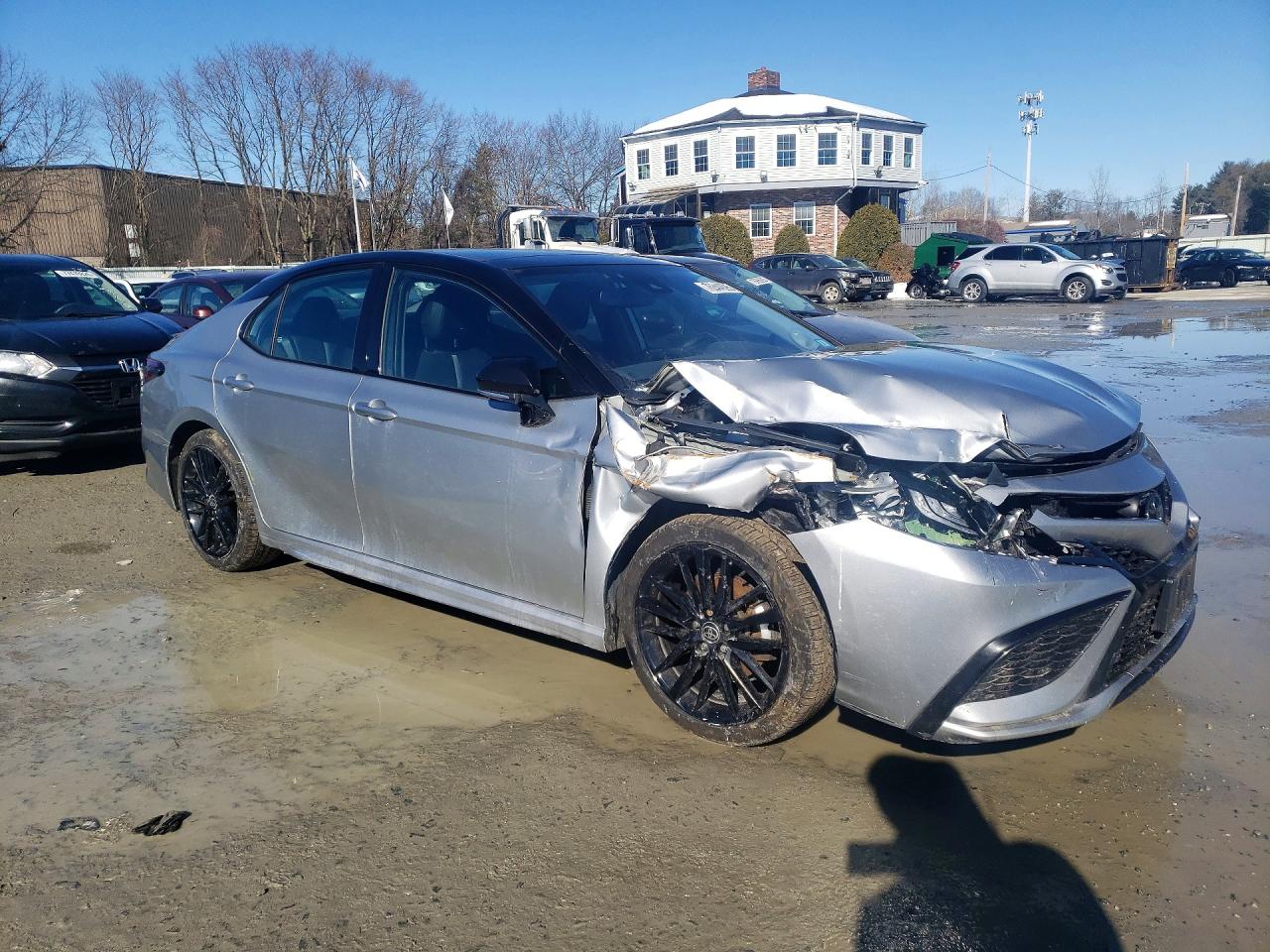 2023 TOYOTA CAMRY XSE photo 4