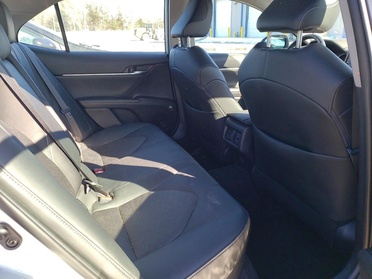 2023 TOYOTA CAMRY XSE photo 10