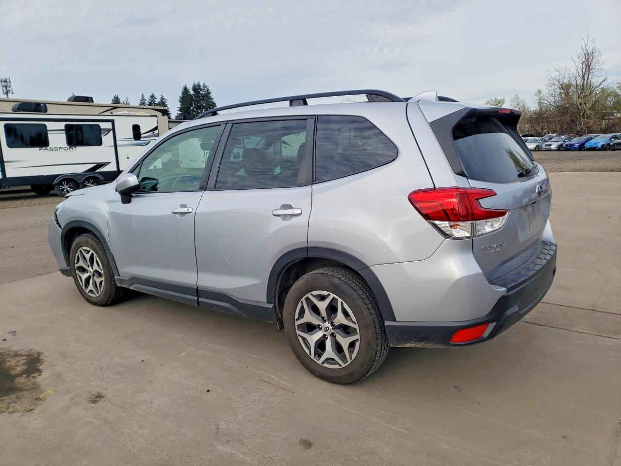 2021 SUBARU FORESTER PREMIUM photo 3