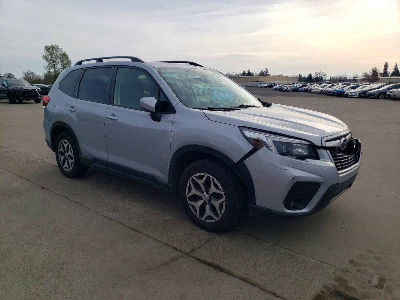 2021 SUBARU FORESTER PREMIUM photo 7