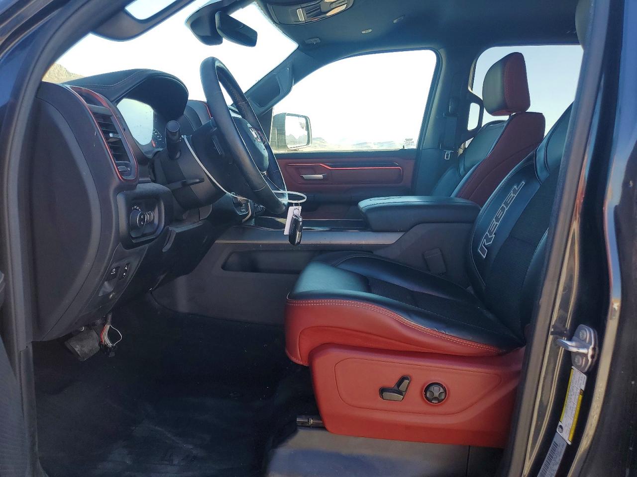 2019 RAM 1500 REBEL photo 7