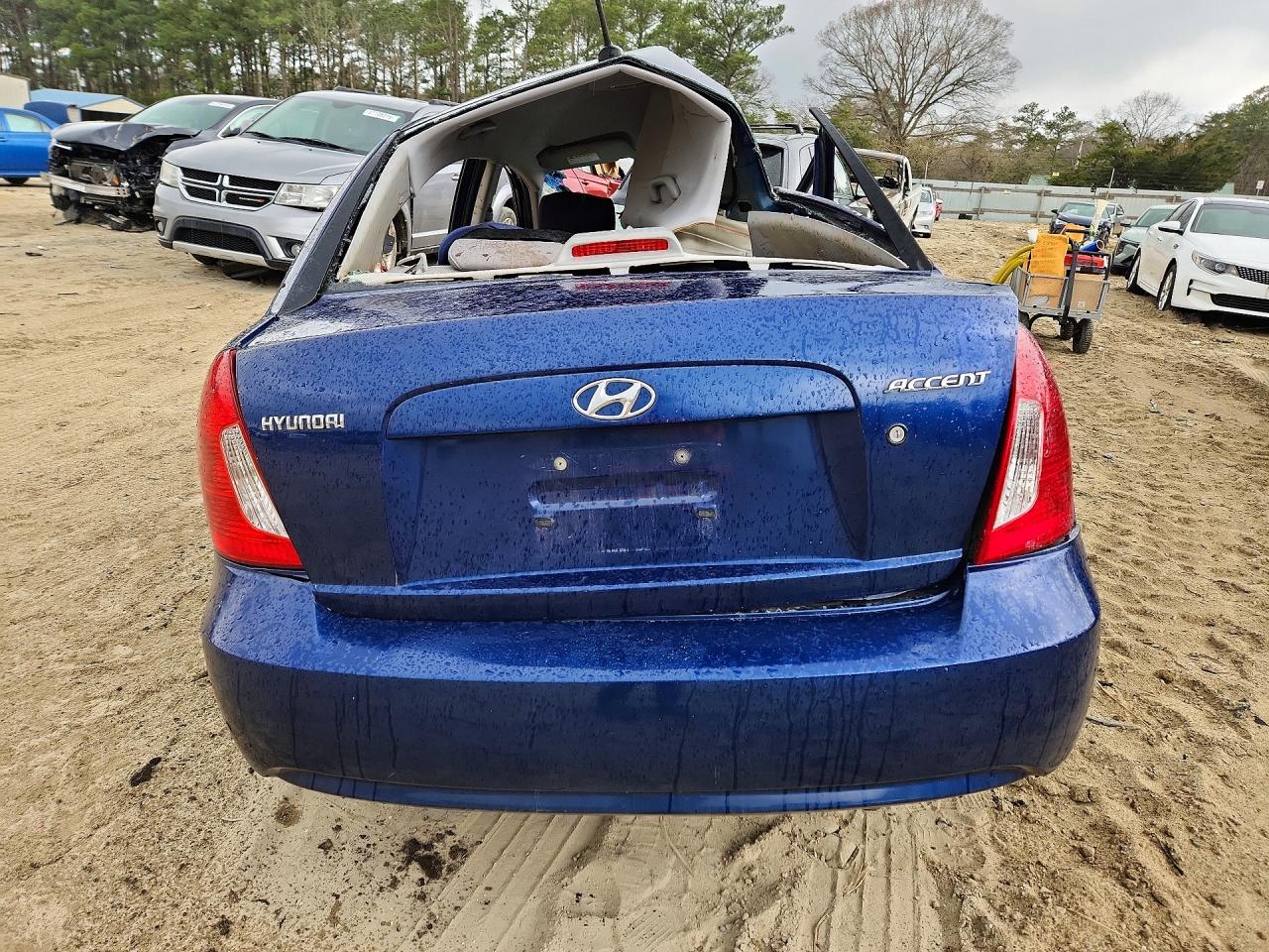2009 HYUNDAI ACCENT MC photo 6