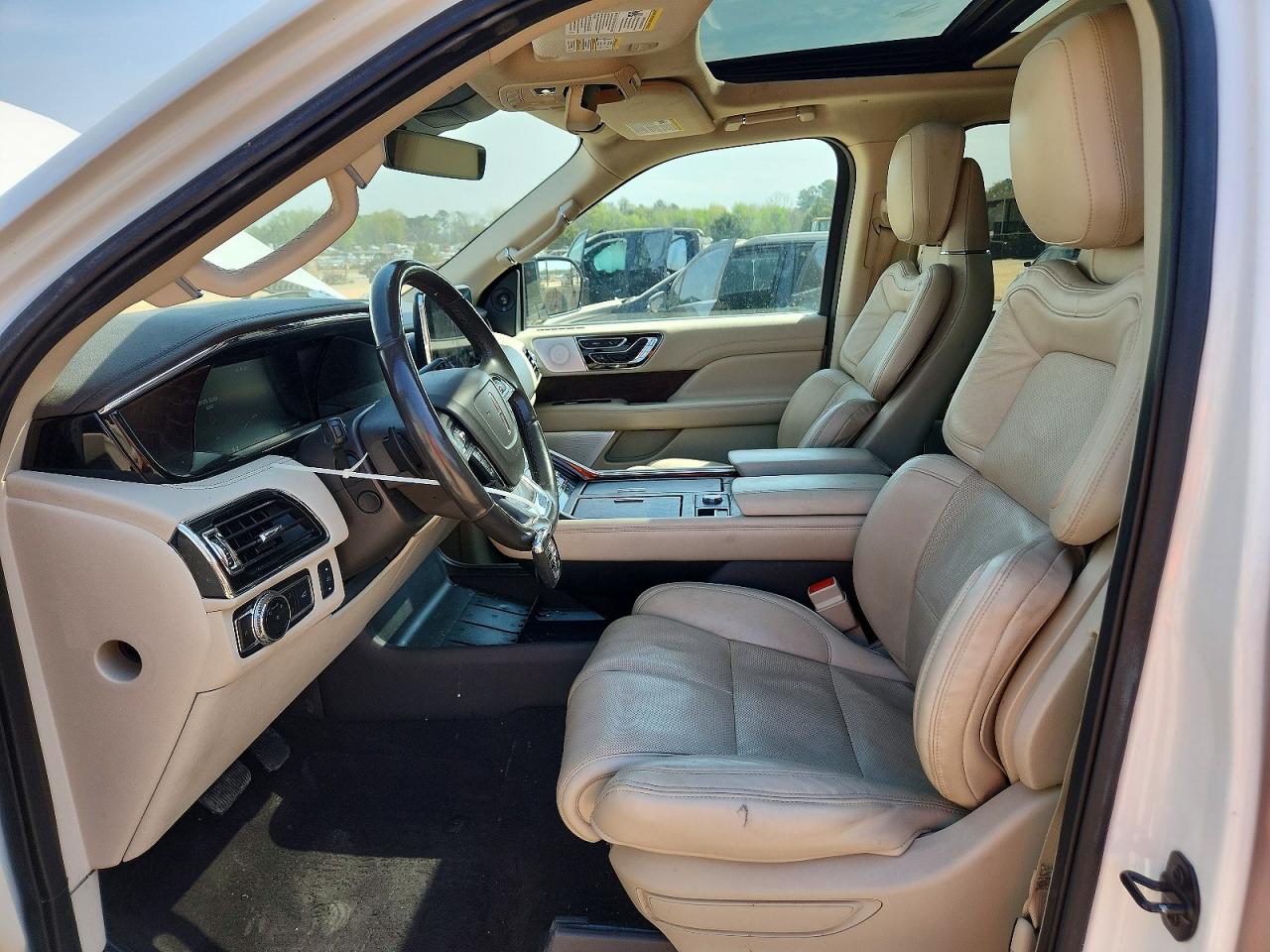 2021 LINCOLN NAVIGATOR RESERVE photo 19