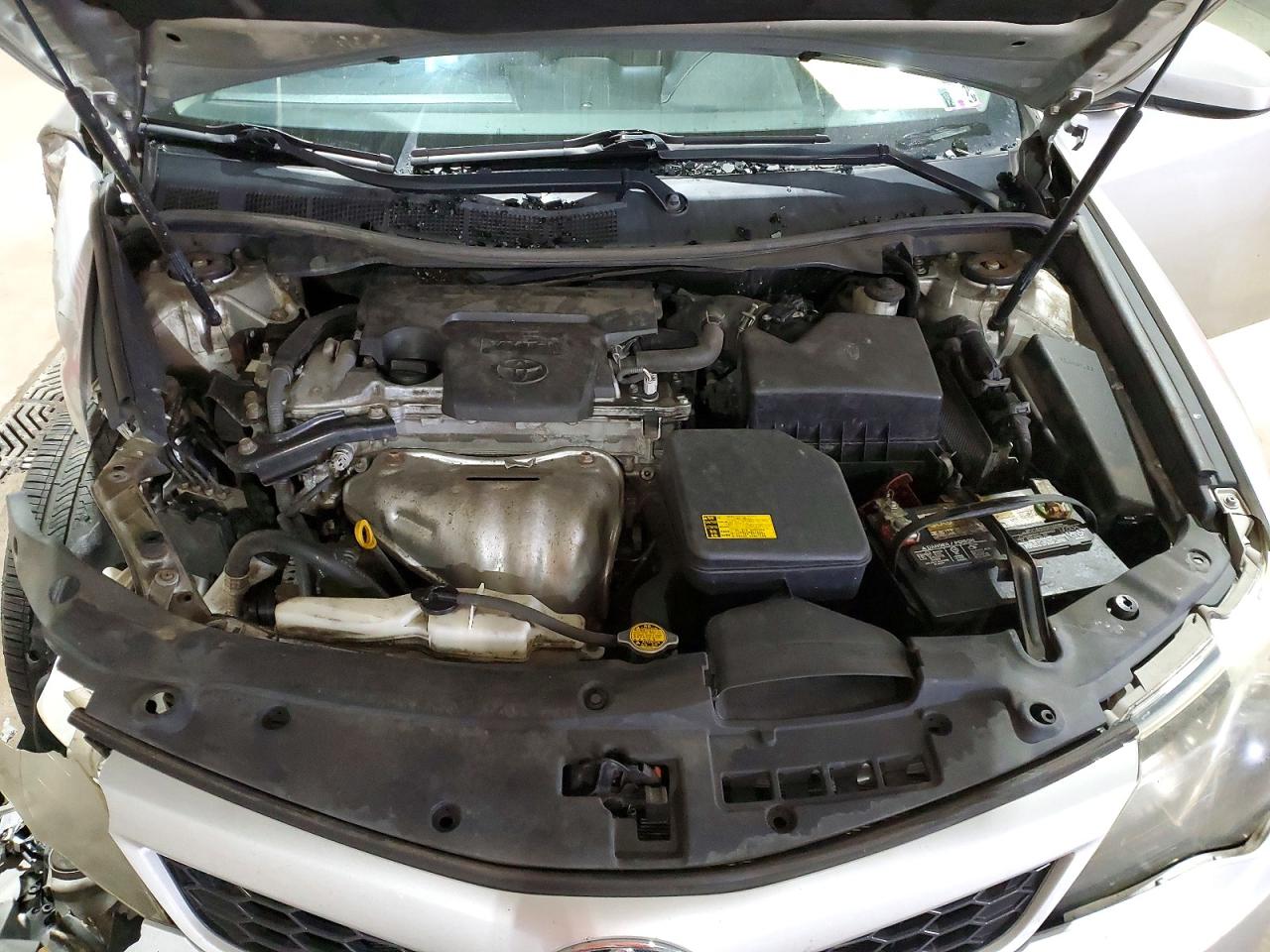 2012 TOYOTA CAMRY SE photo 31