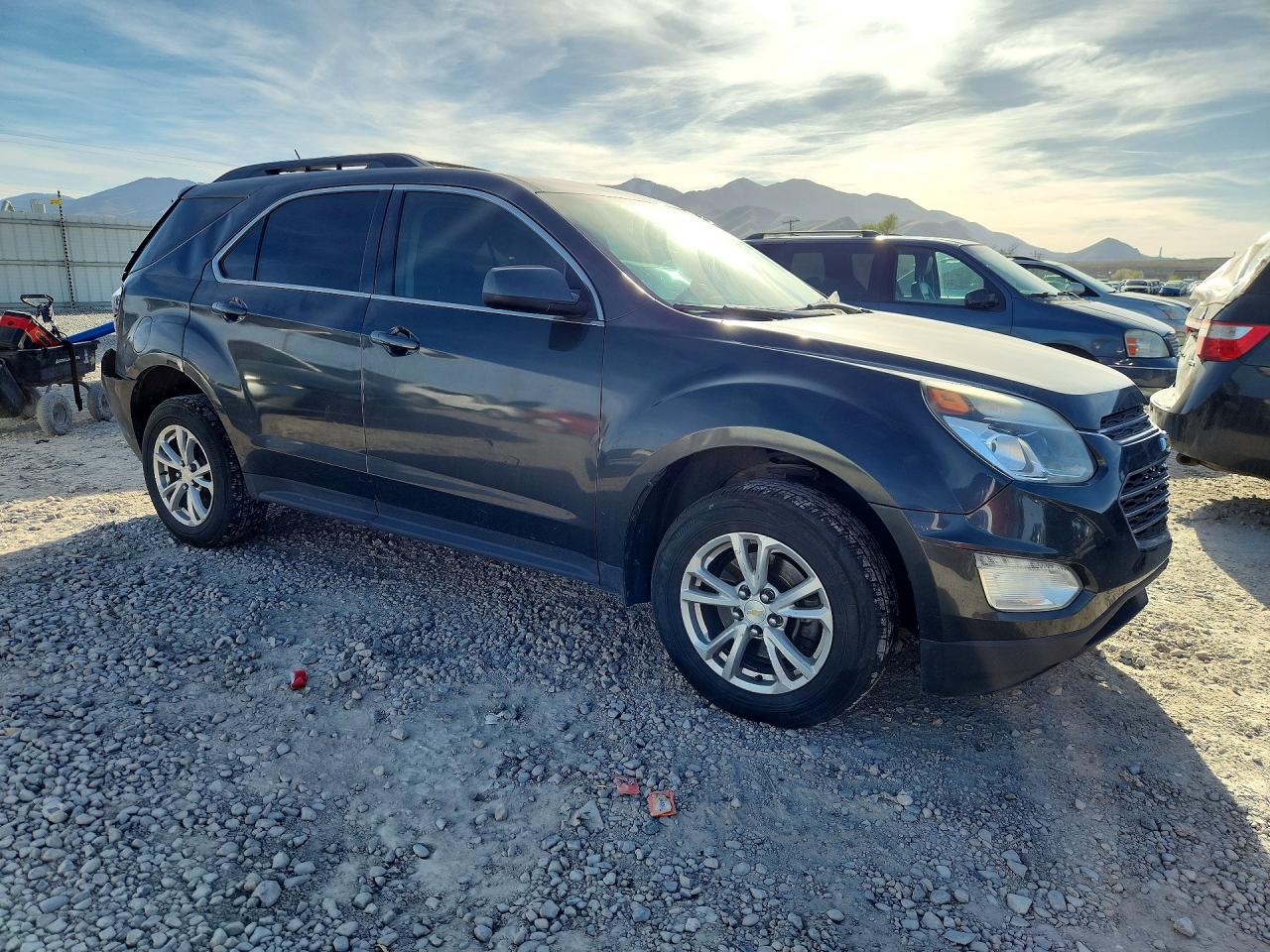 2017 CHEVROLET EQUINOX LT photo 7