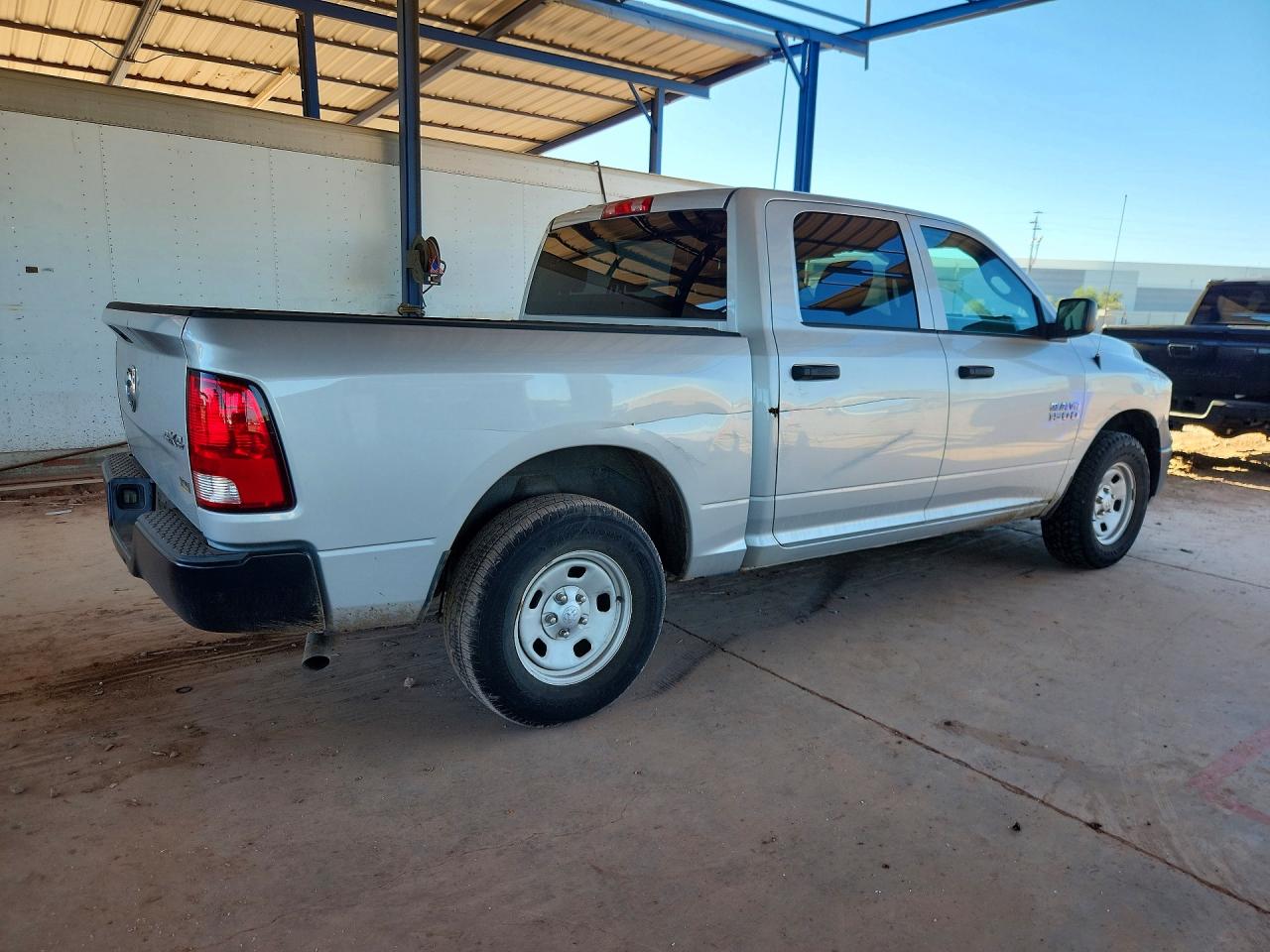 2015 RAM 1500 ST photo 5