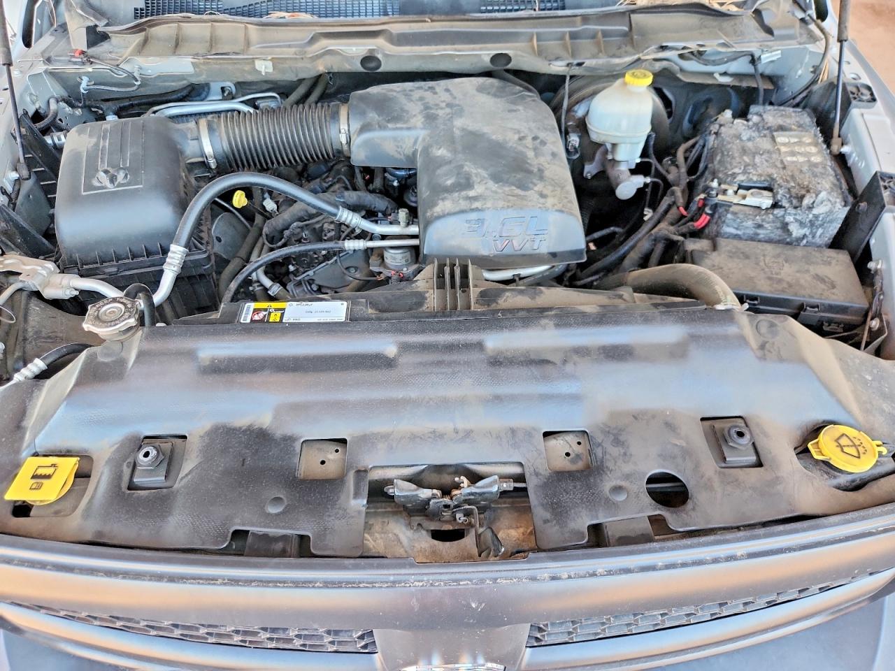 2015 RAM 1500 ST photo 21