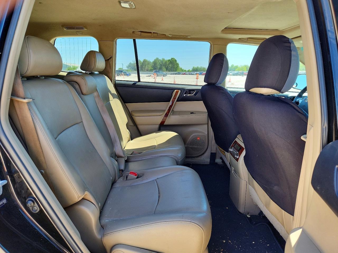 2013 TOYOTA HIGHLANDER LIMITED photo 11