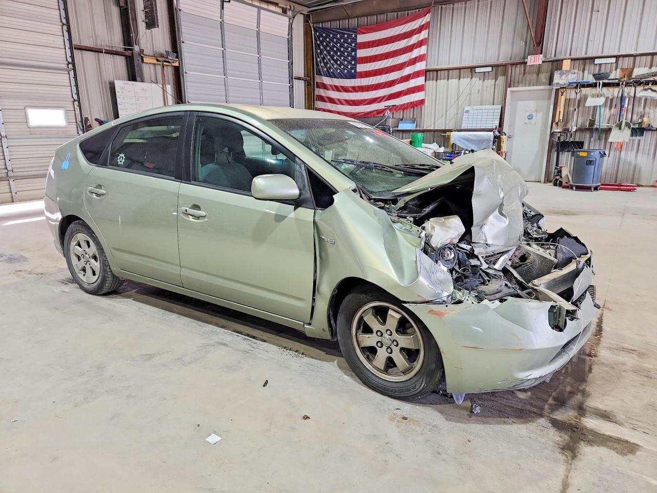 2008 TOYOTA PRIUS BASE photo 4