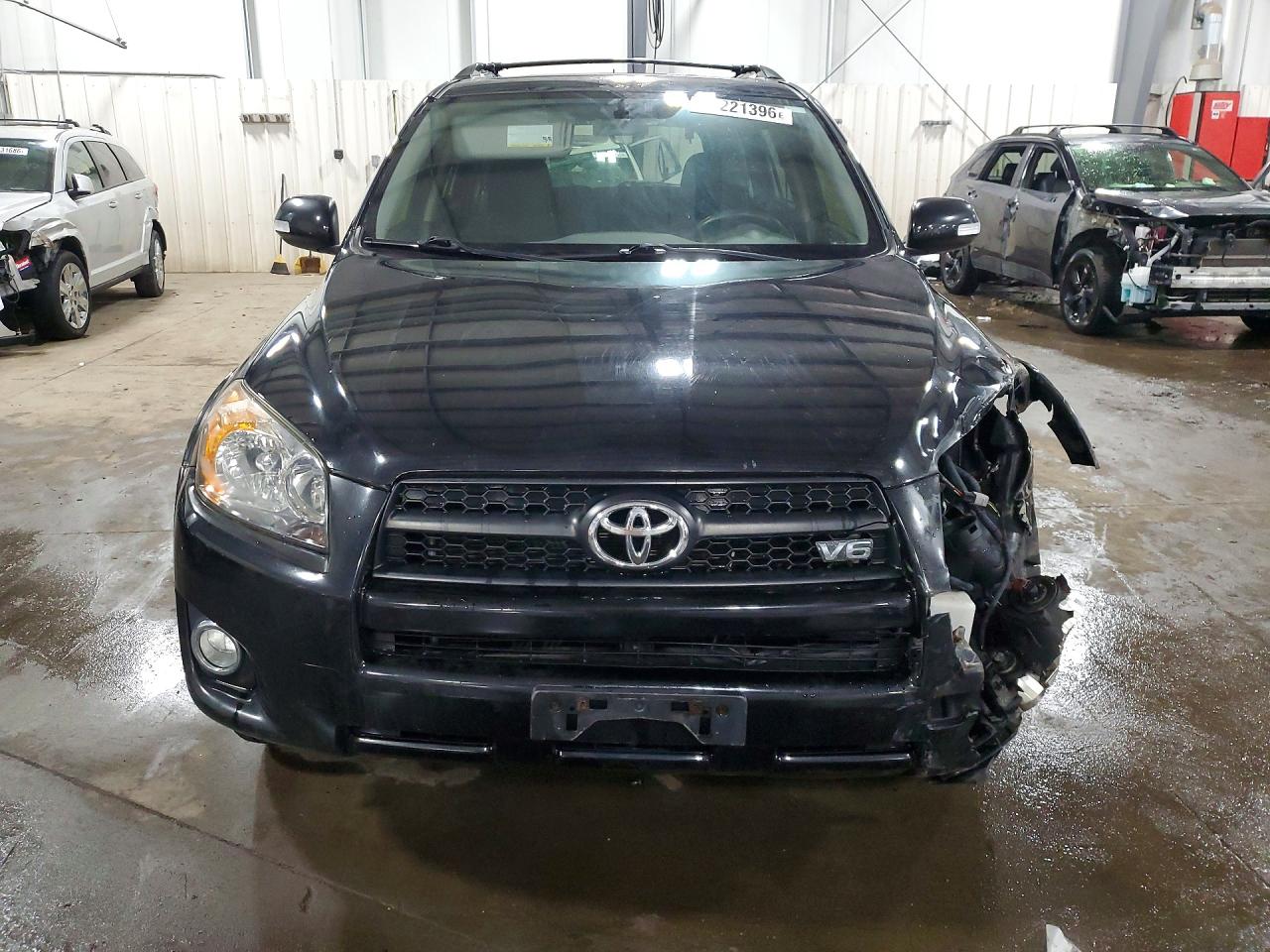 2012 TOYOTA RAV4 SPORT photo 9