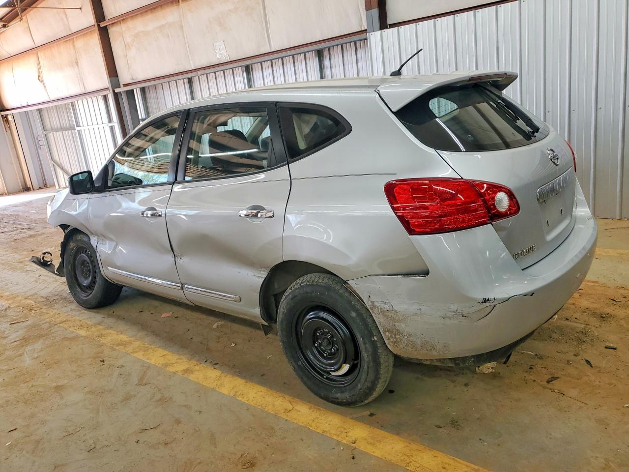 2011 NISSAN ROGUE S photo 2