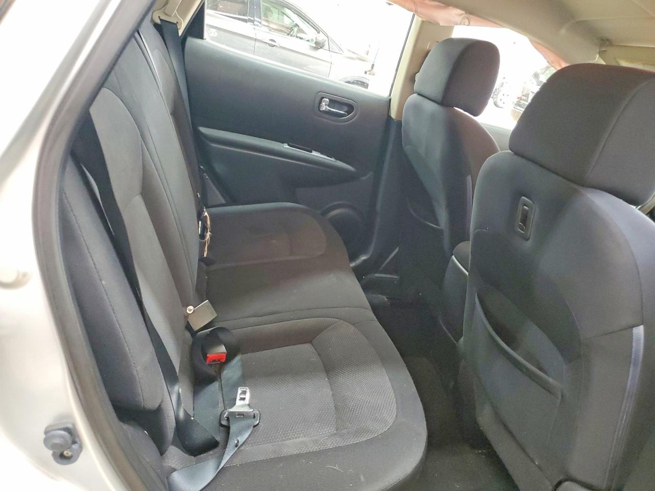 2011 NISSAN ROGUE S photo 11