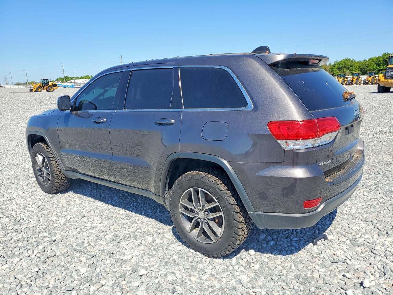 2018 JEEP GRAND CHEROKEE LAREDO photo 3