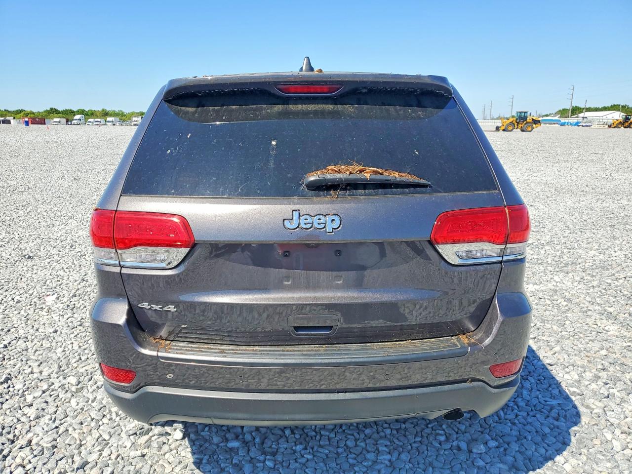 2018 JEEP GRAND CHEROKEE LAREDO photo 11