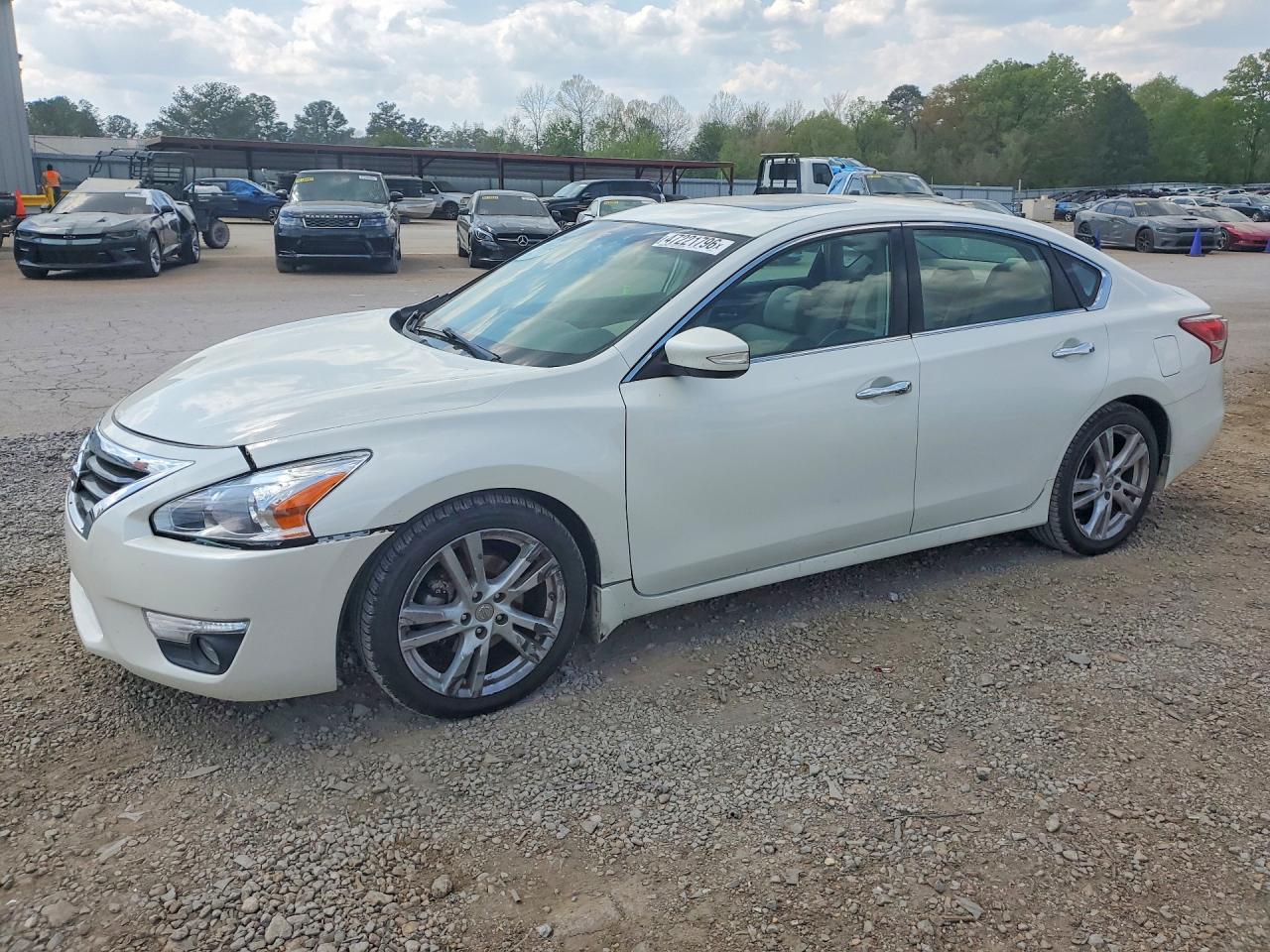 2013 NISSAN ALTIMA