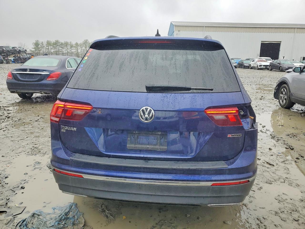 2021 VOLKSWAGEN TIGUAN SE photo 6