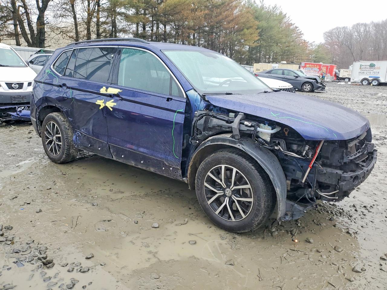 2021 VOLKSWAGEN TIGUAN SE photo 4