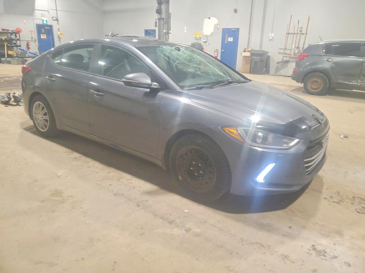 2017 HYUNDAI ELANTRA SE photo 4