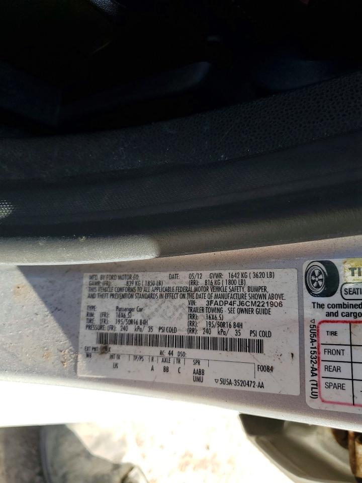 2012 FORD FIESTA SES photo 34
