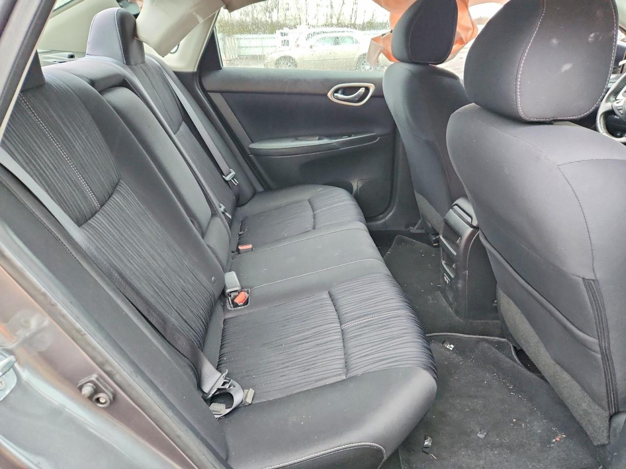 2017 NISSAN SENTRA photo 28