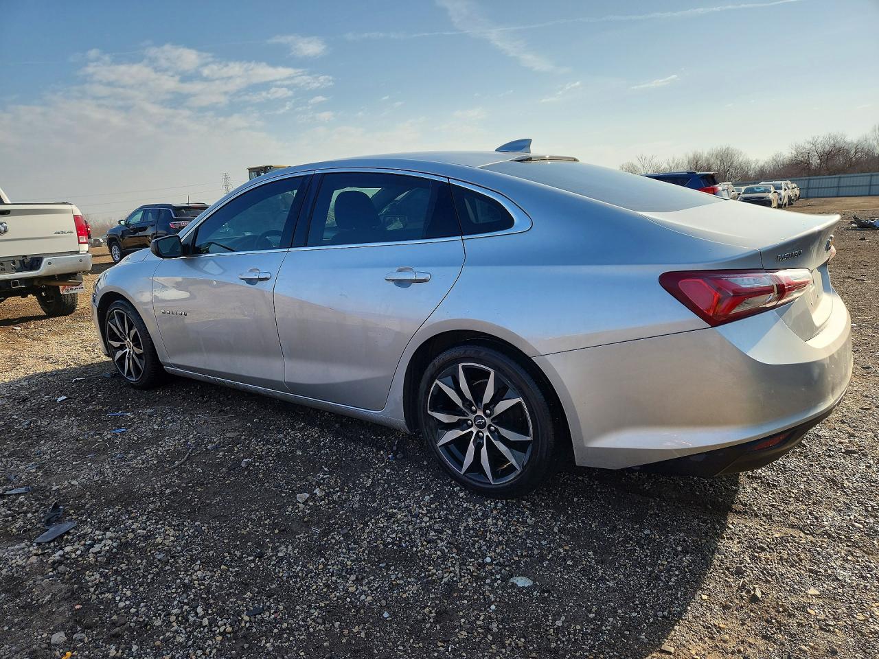 2020 CHEVROLET MALIBU LT photo 3