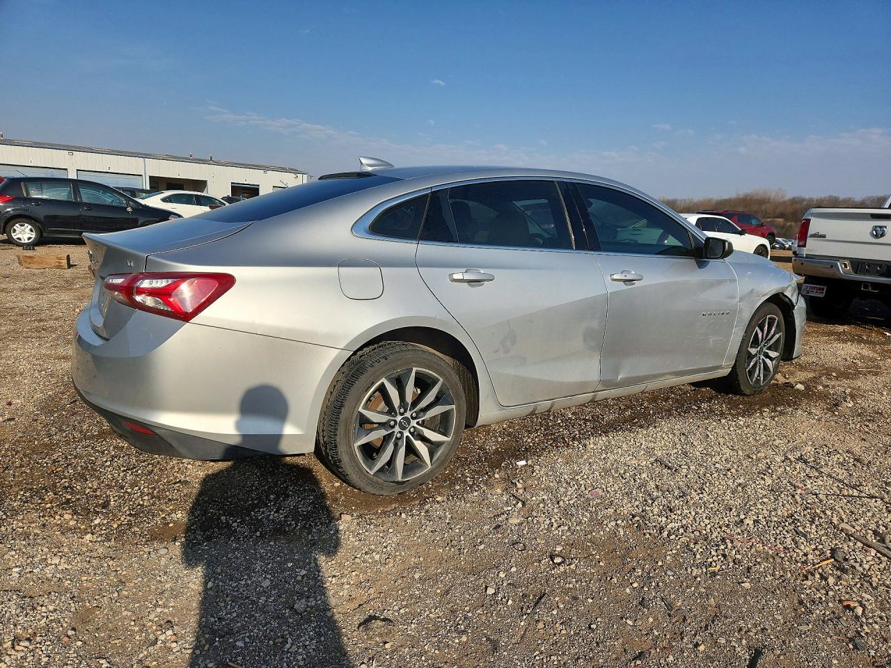 2020 CHEVROLET MALIBU LT photo 5