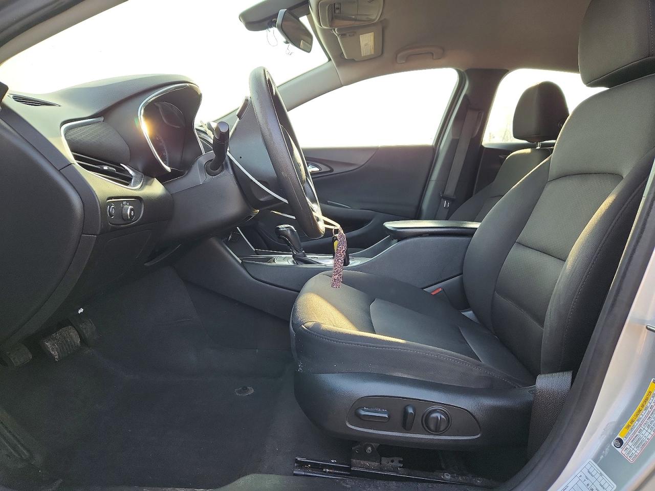 2020 CHEVROLET MALIBU LT photo 13