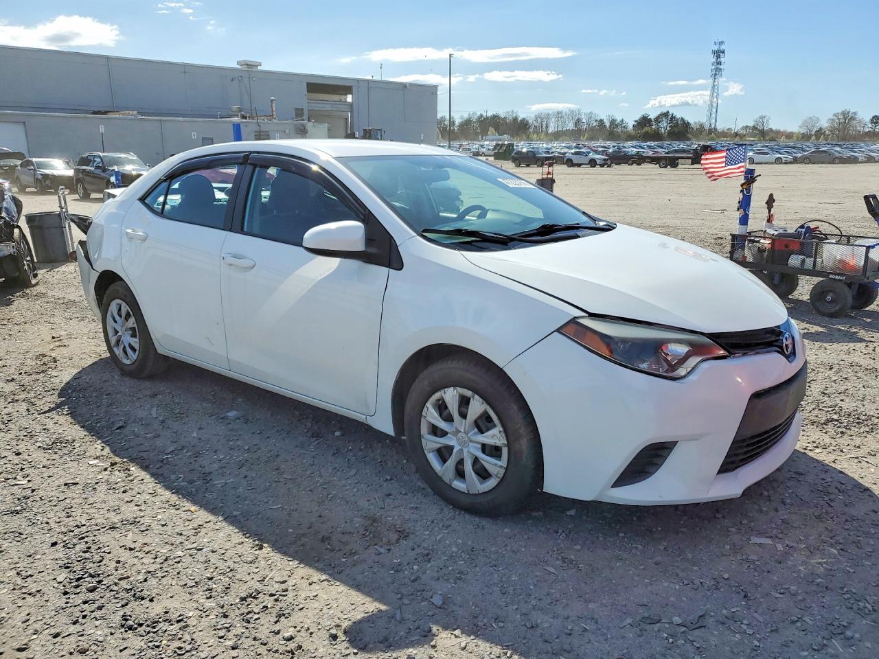 2015 TOYOTA COROLLA L photo 10