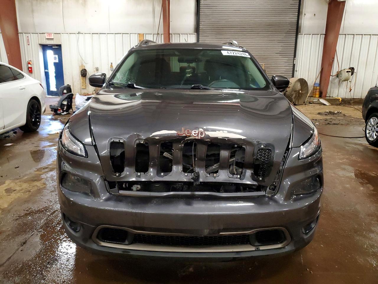 2017 JEEP CHEROKEE LATITUDE photo 9