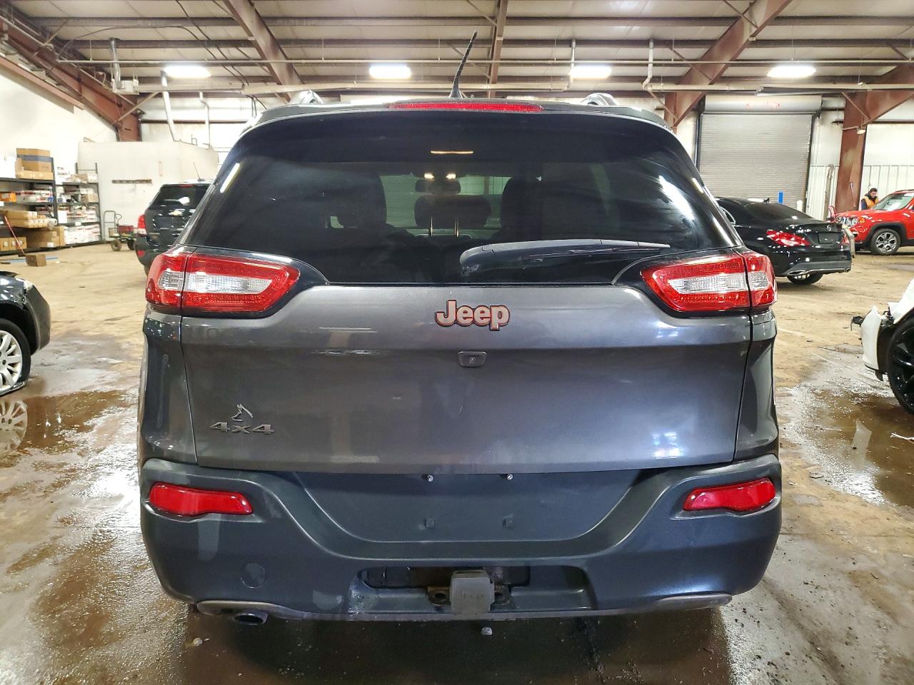2017 JEEP CHEROKEE LATITUDE photo 11