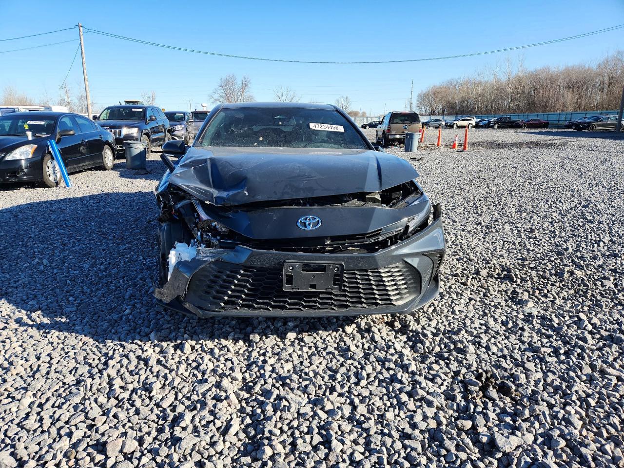 2025 TOYOTA CAMRY SE photo 9