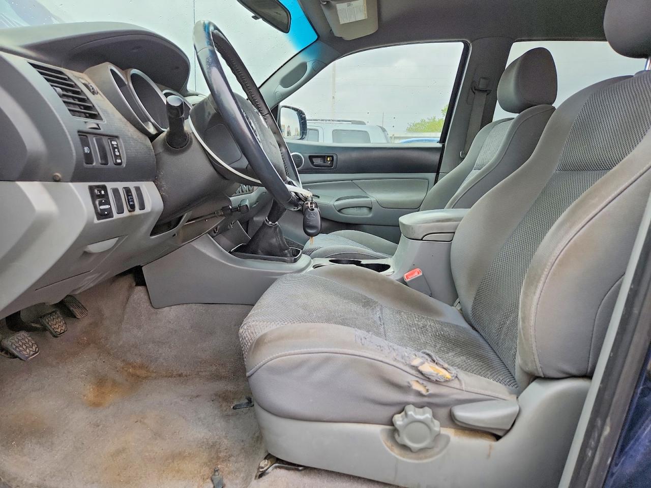 2005 TOYOTA TACOMA V6 photo 19