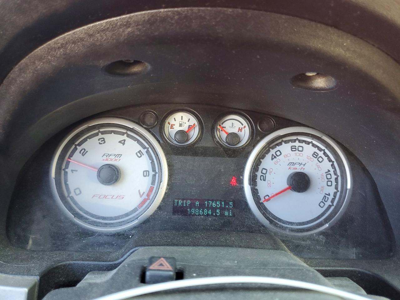 2008 FORD FOCUS SE photo 17