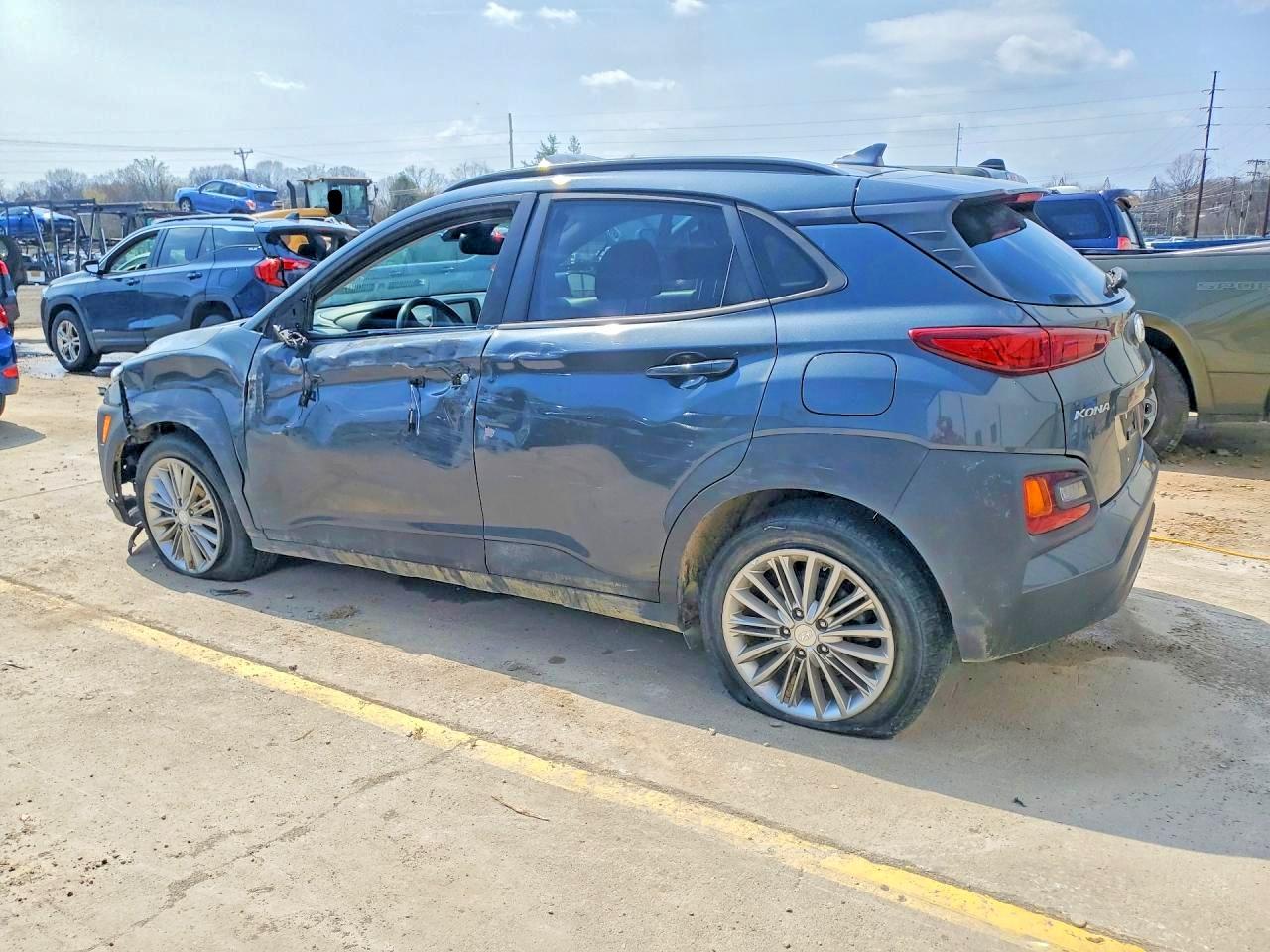 2020 HYUNDAI KONA SEL PLUS photo 3