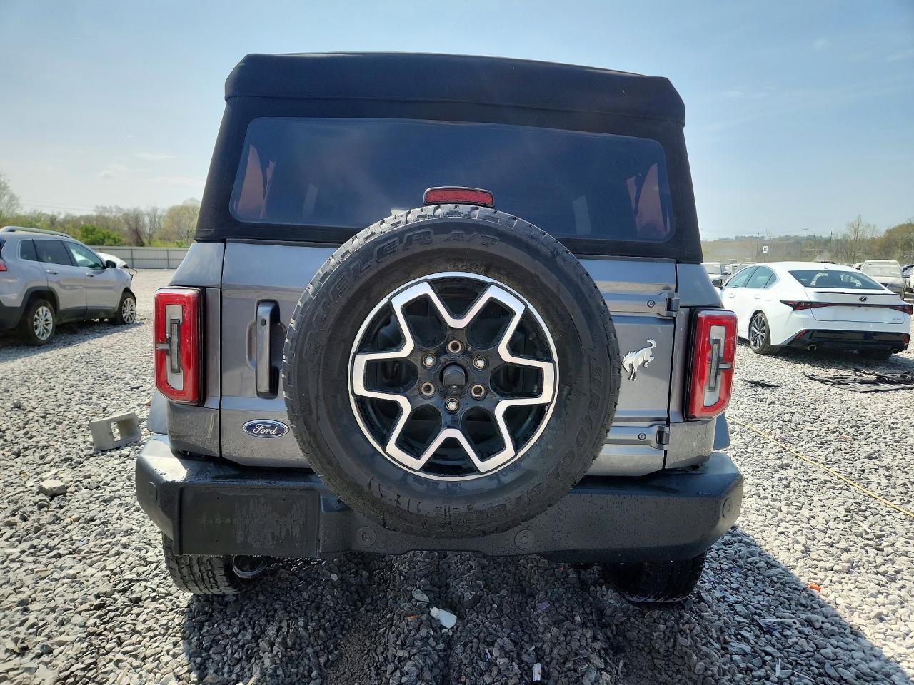 2023 FORD BRONCO BASE photo 16