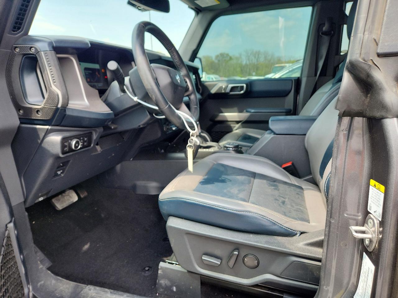 2023 FORD BRONCO BASE photo 19