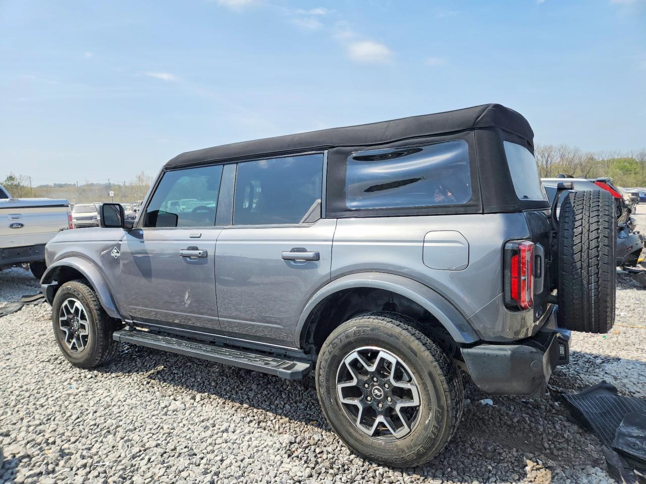 2023 FORD BRONCO BASE photo 4