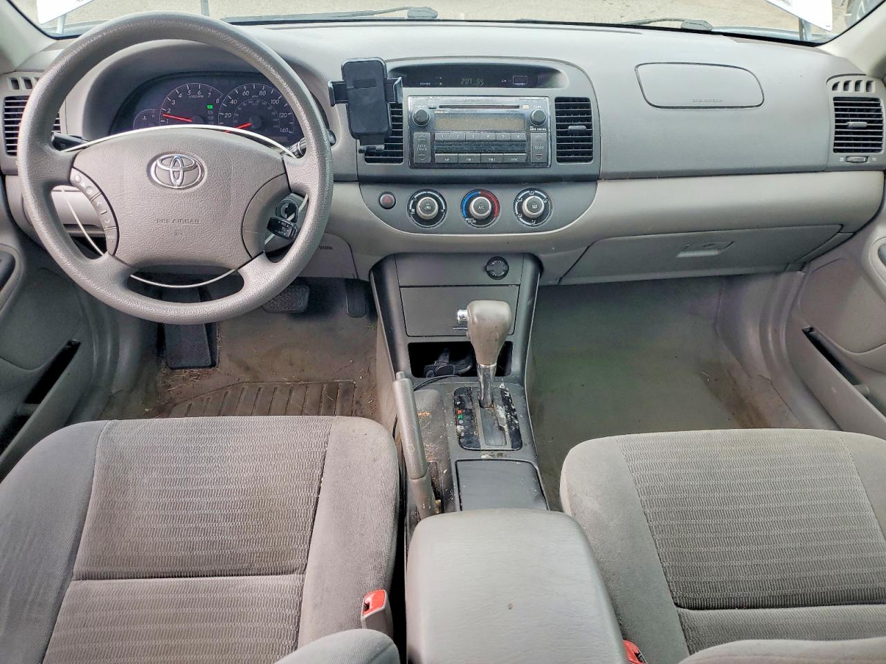 2005 TOYOTA CAMRY LE photo 8