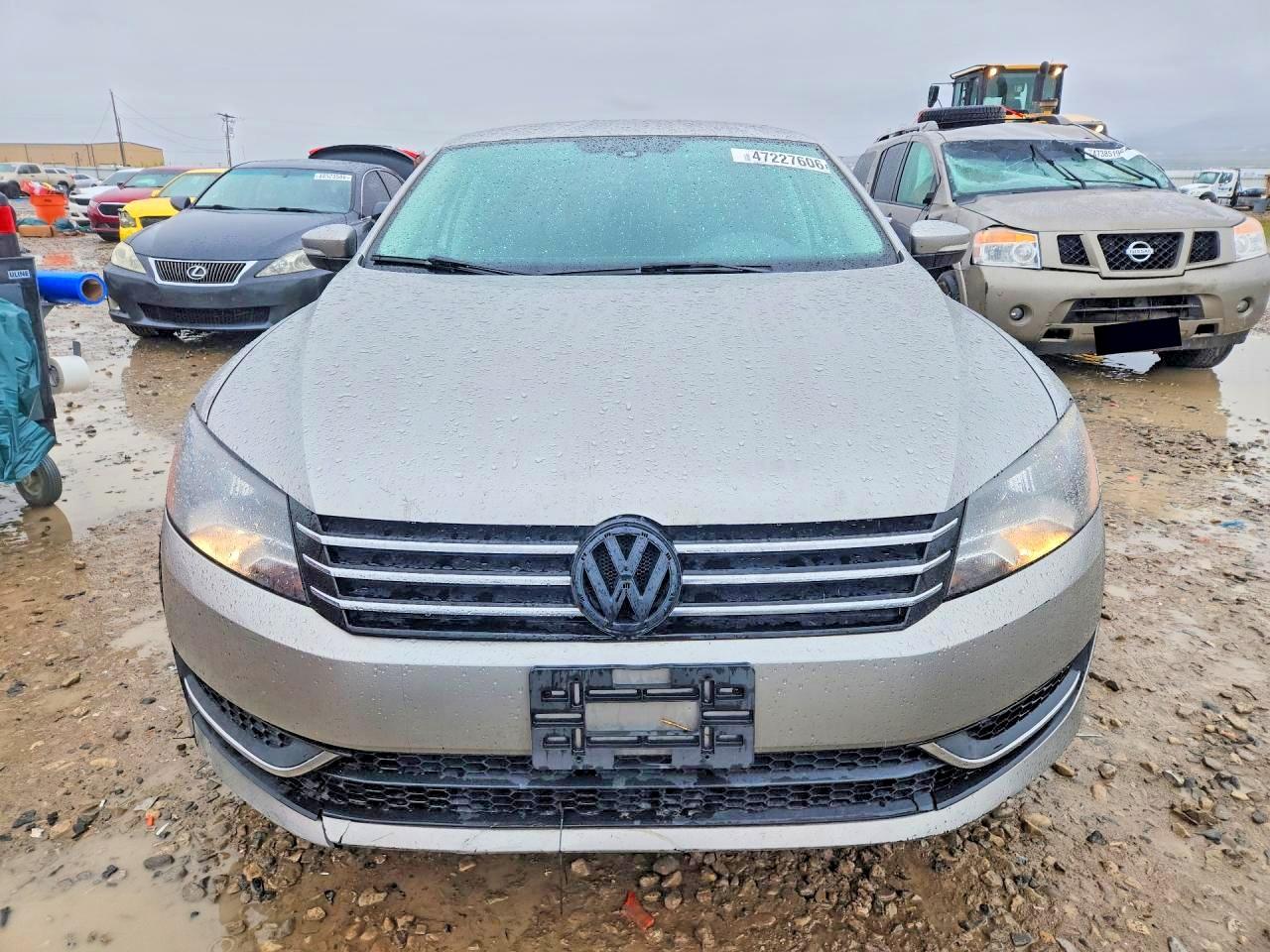 2014 VOLKSWAGEN PASSAT S photo 5