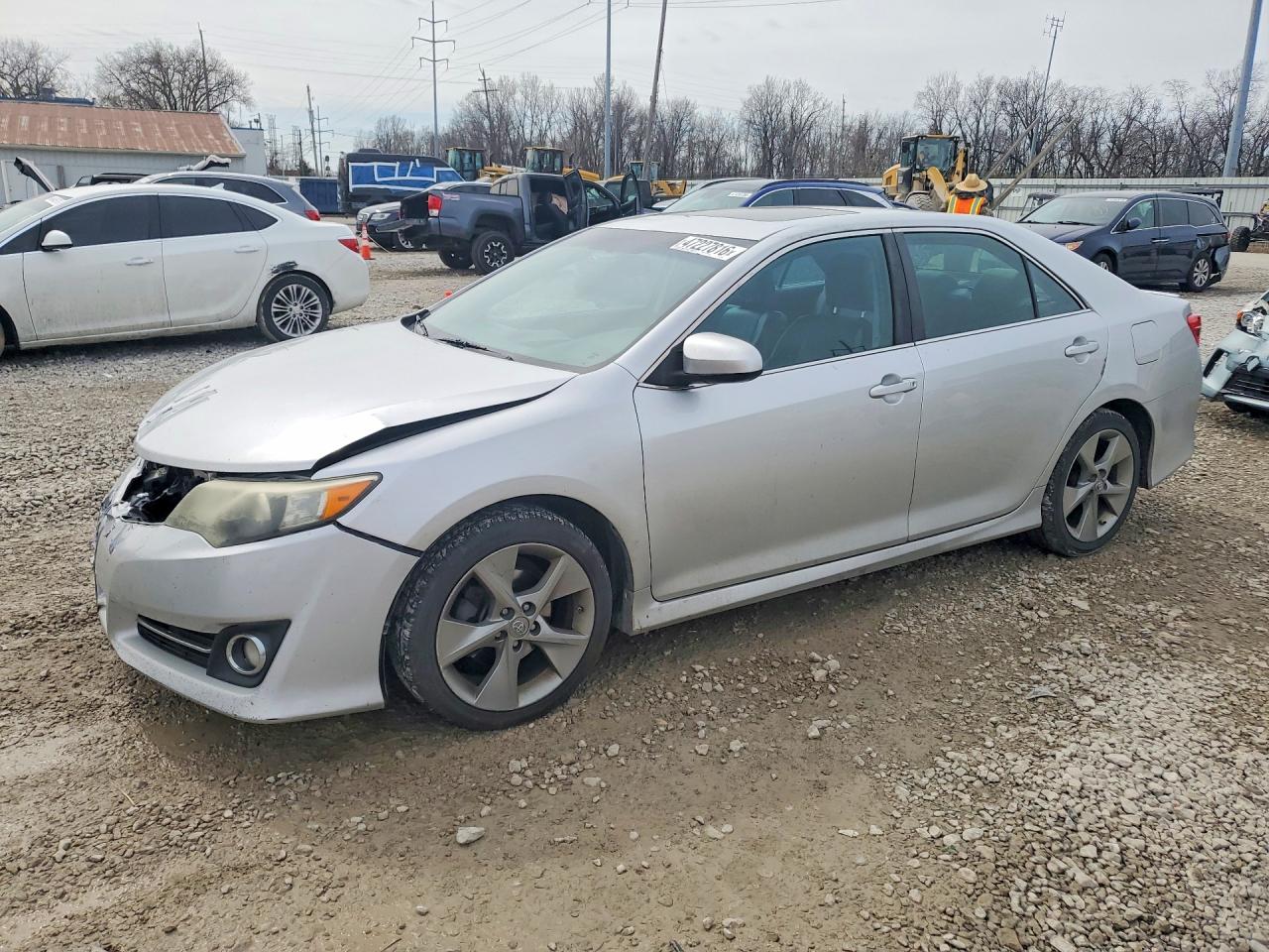 2013 TOYOTA CAMRY