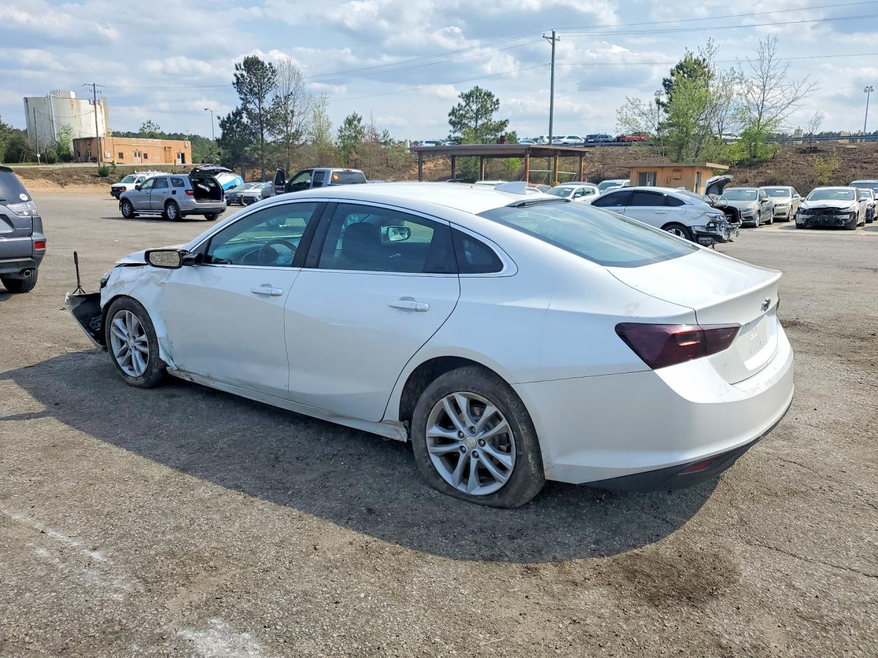 2016 CHEVROLET MALIBU LT photo 3