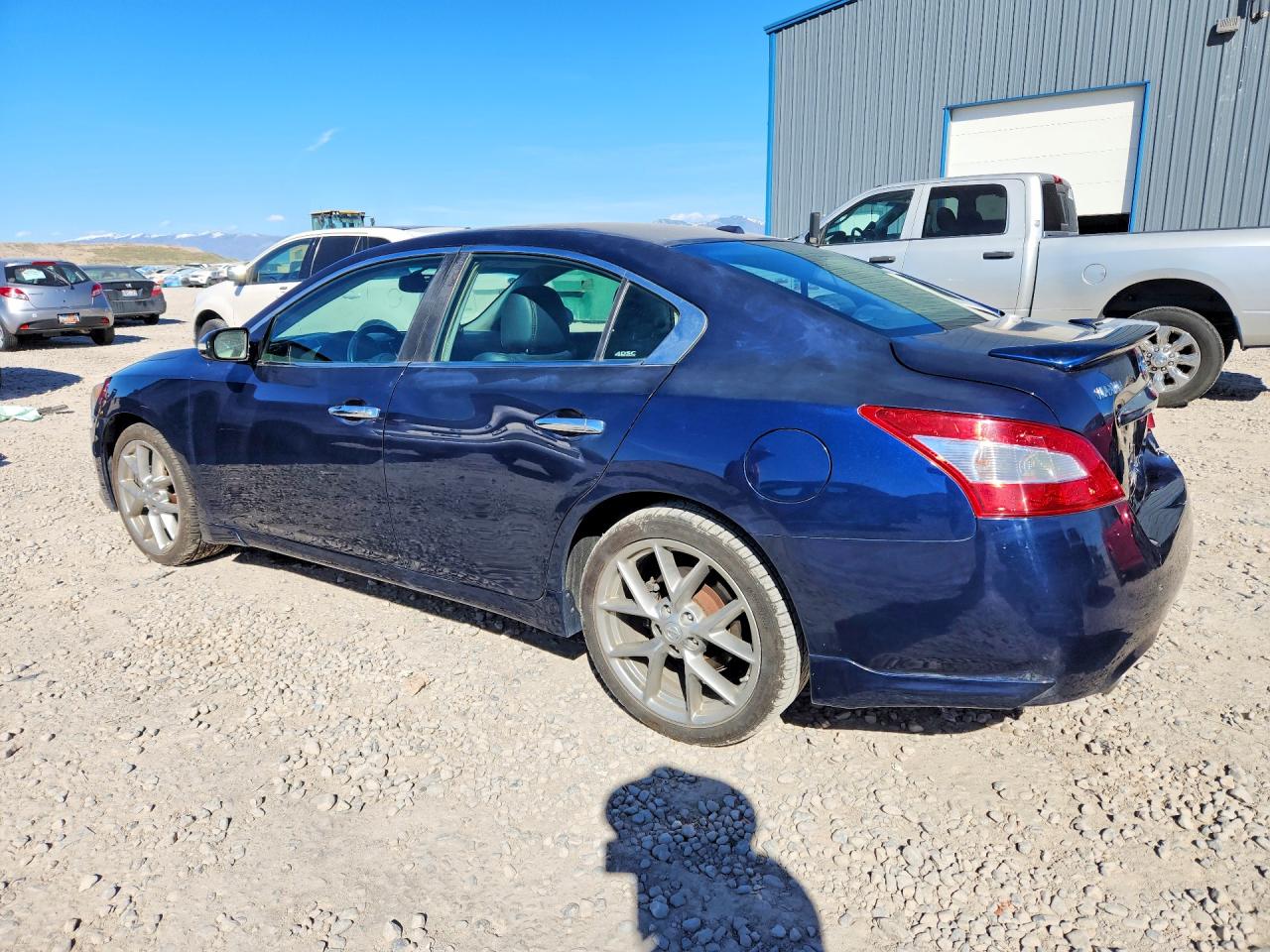 2010 NISSAN MAXIMA 3.5 S photo 3