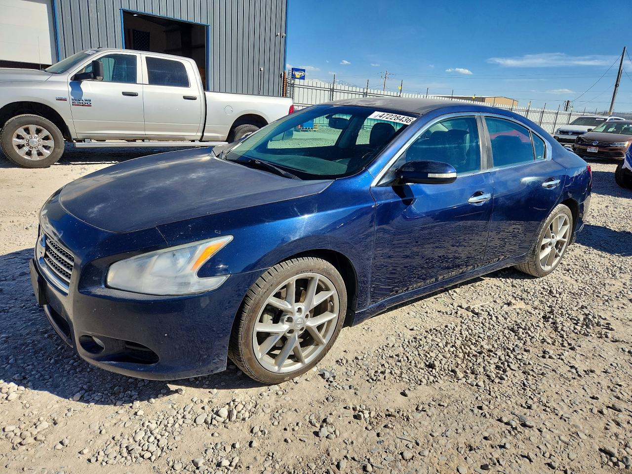 2010 NISSAN MAXIMA