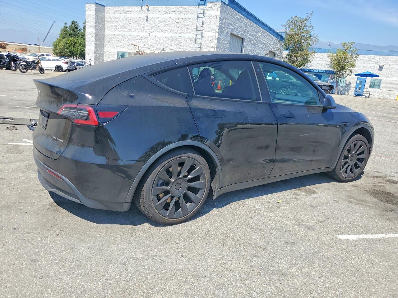 2021 TESLA MODEL Y photo 3